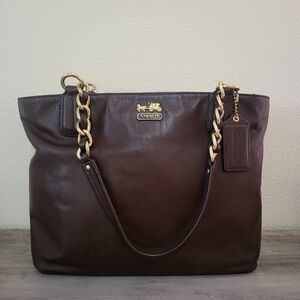 ⭐️Vintage Coach Madison Tote In Brown⭐️